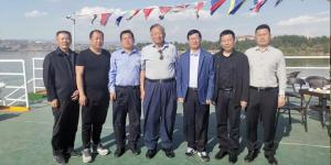 中國黃河文化經(jīng)濟(jì)發(fā)展研究會何光暐會長一行赴我市考察交流，與文旅集團(tuán)達(dá)成戰(zhàn)略合作