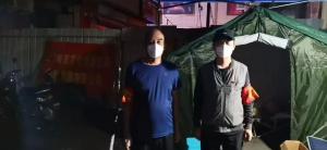 市文旅集團(tuán)一線戰(zhàn)“疫”之：黨旗飄揚(yáng)在門外，黨旗扎根在心里，53歲和35歲黨員成絕佳搭檔